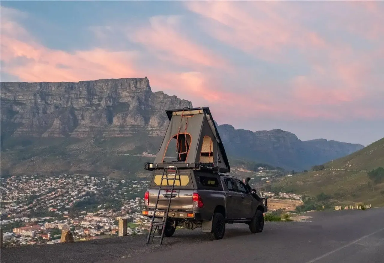 Alu-Cab Gen 3-R Hard Shell Rooftop Tent