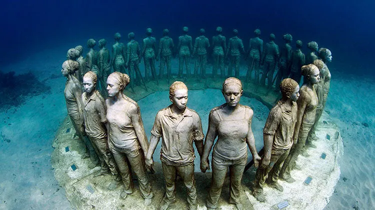 Dive into Art: Explore the Cancun Underwater Museum Experience