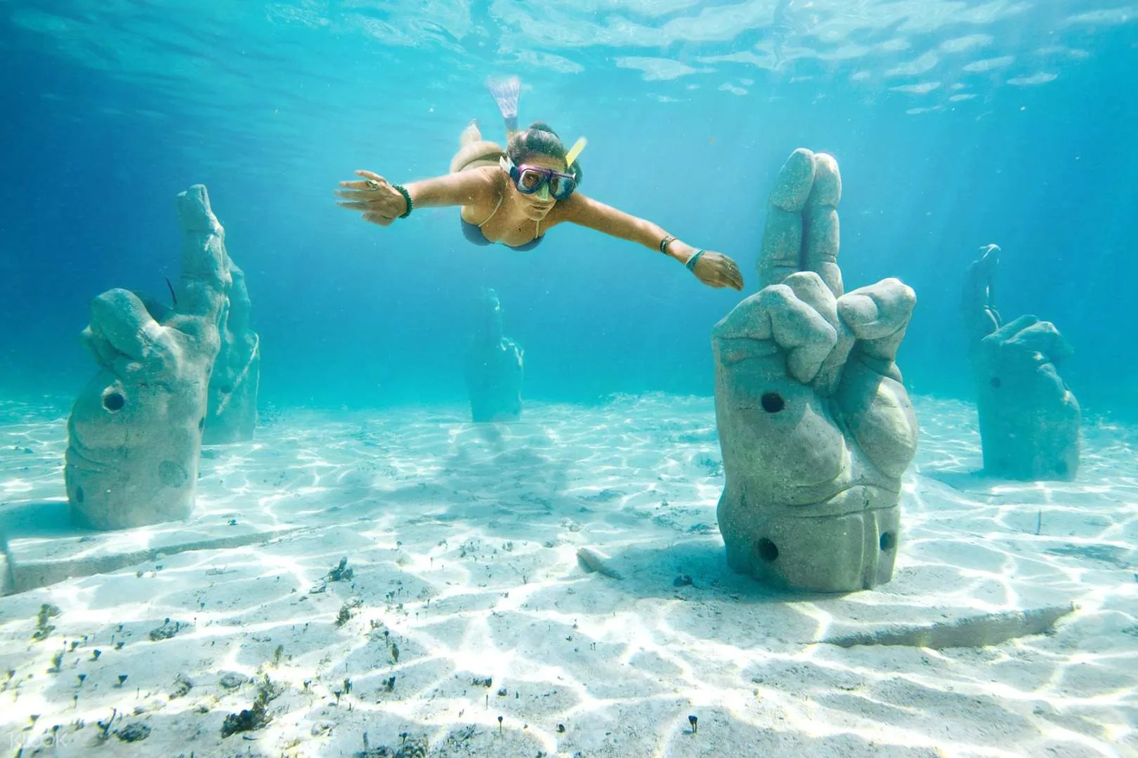 Dive into Art: Explore the Cancun Underwater Museum Experience