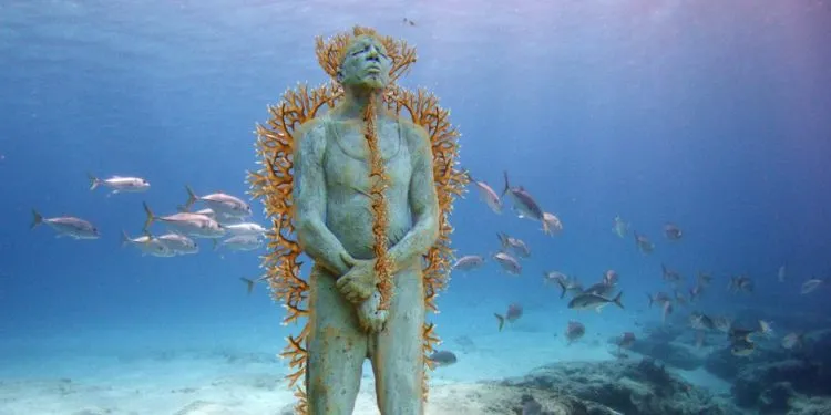 Dive into Art: Explore the Cancun Underwater Museum Experience