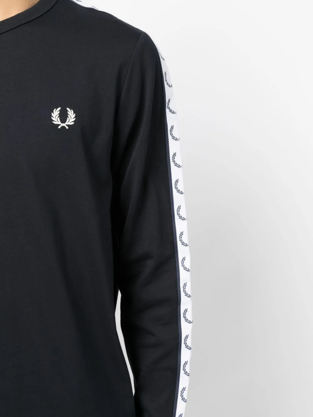 embroidered-logo long-sleeve sweatshirt