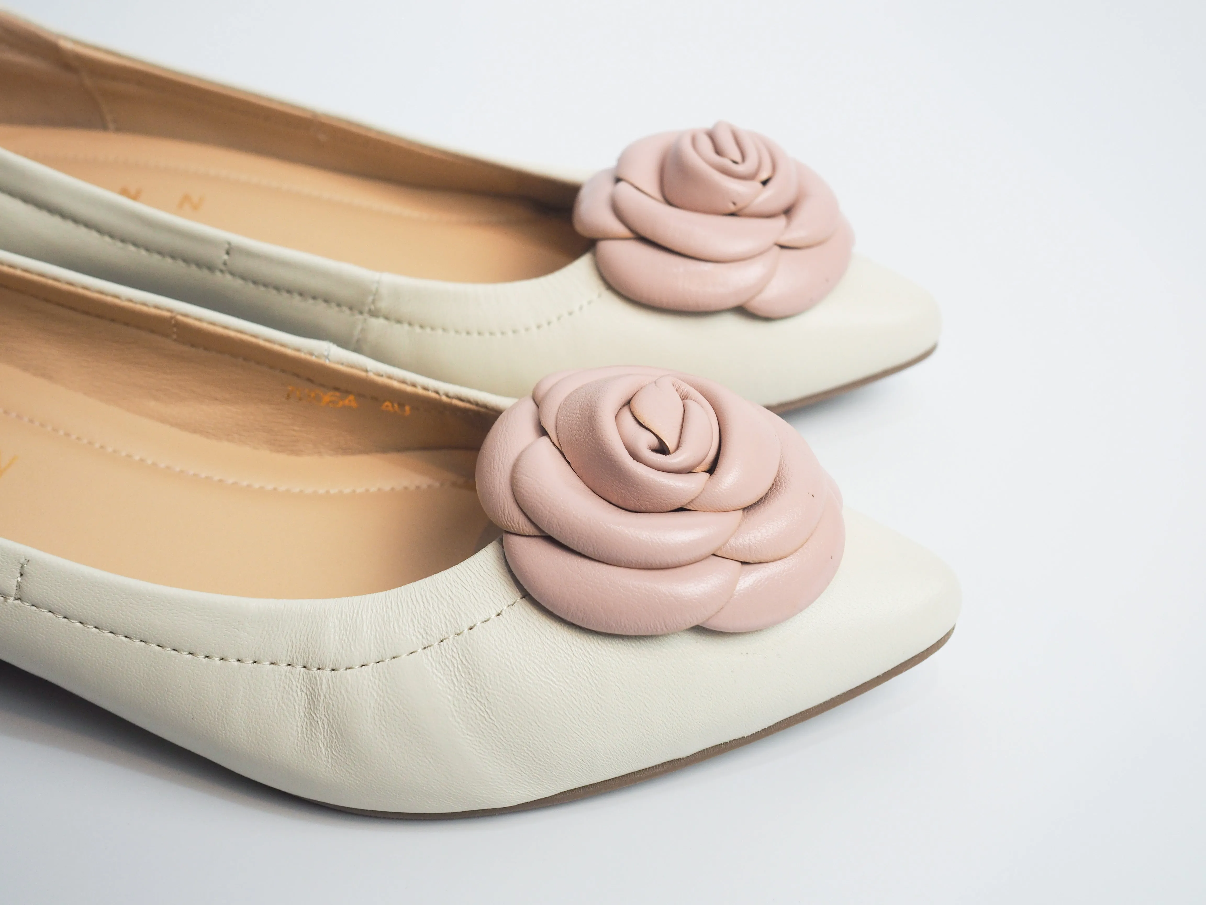 Jamie Pink Rose Pumps in White