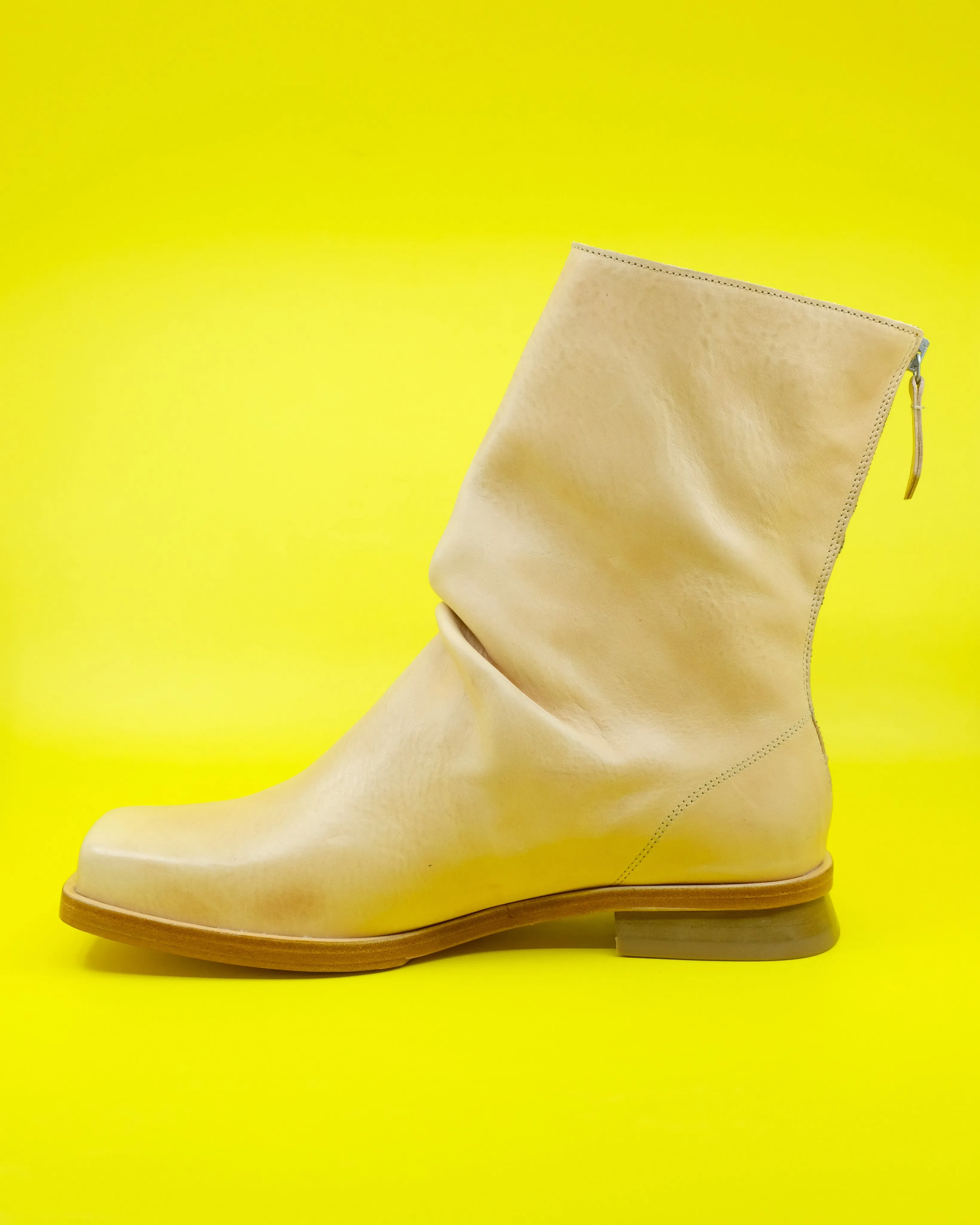 Natural Tan Leather Blunt Boot