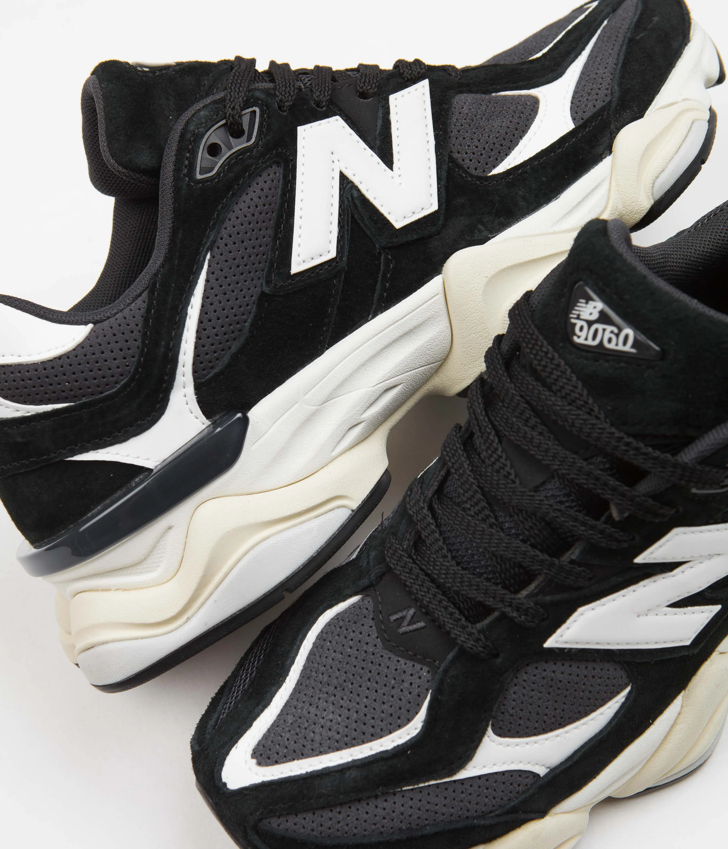 New Balance 9060 Shoes - Black