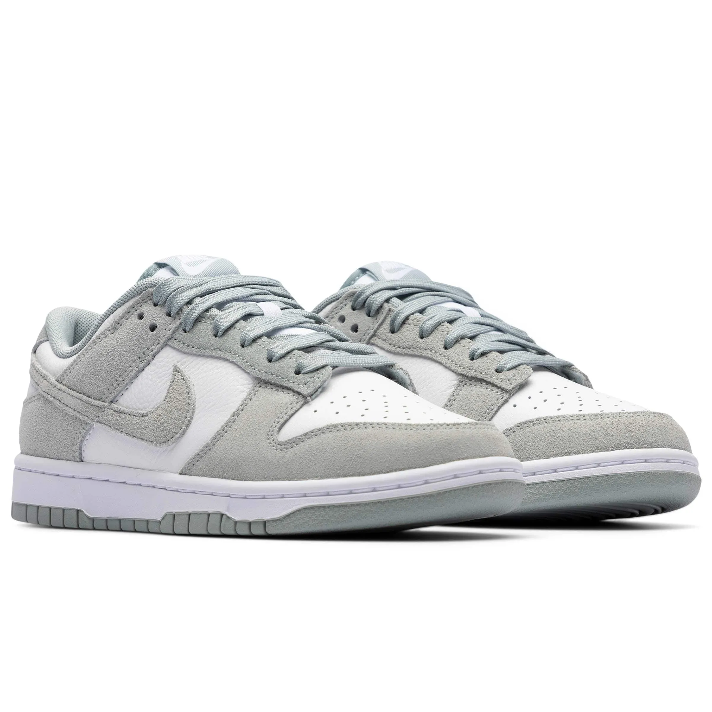 NIKE DUNK LOW RETRO SE