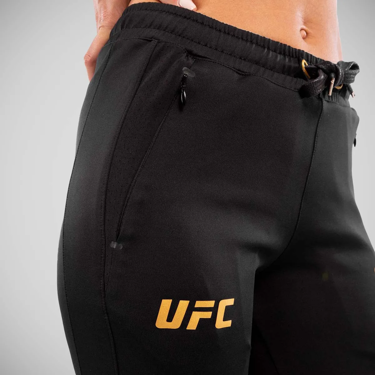 Venum UFC Authentic Fight Night Women's Walkout Joggers Black/Gold